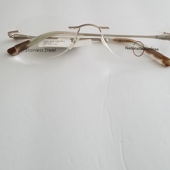 NEW NATURALLY RIMLESS NR 359 Gold 52-18-135 - Picture 12 of 16